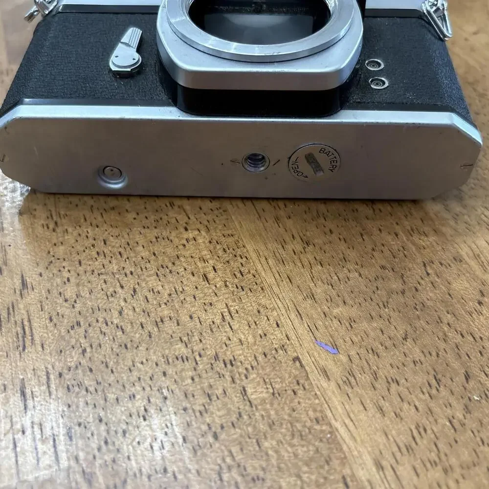 Pentax Spotmatic SP II SLR 35mm Film Camera Silver (Body Only) for Parts